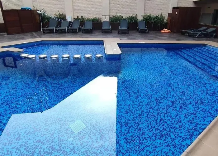 Nexthome Center & Pool *