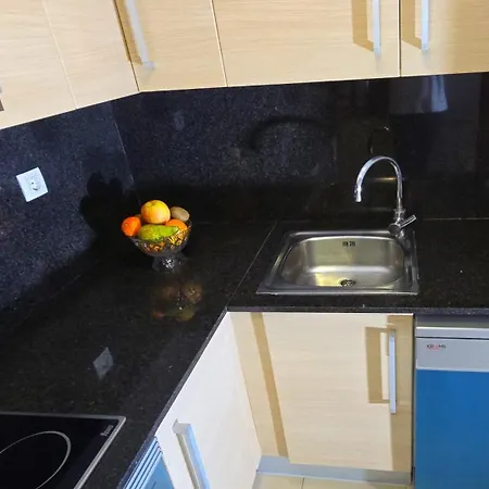 Nexthome Center & Pool Apartment