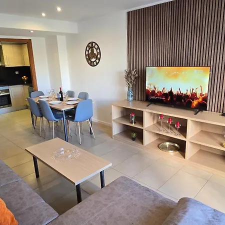 Nexthome Center & Pool *