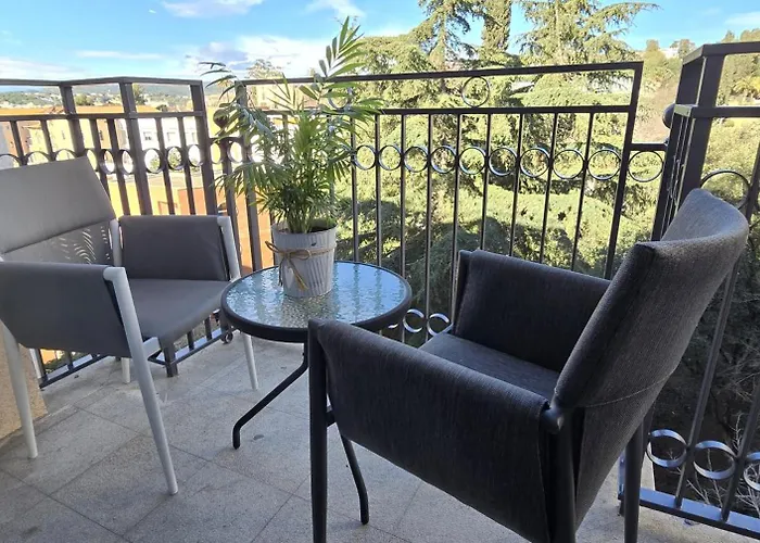 Nexthome Center & Pool *