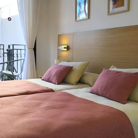 Nexthome Center & Pool * Льорет-де-Мар